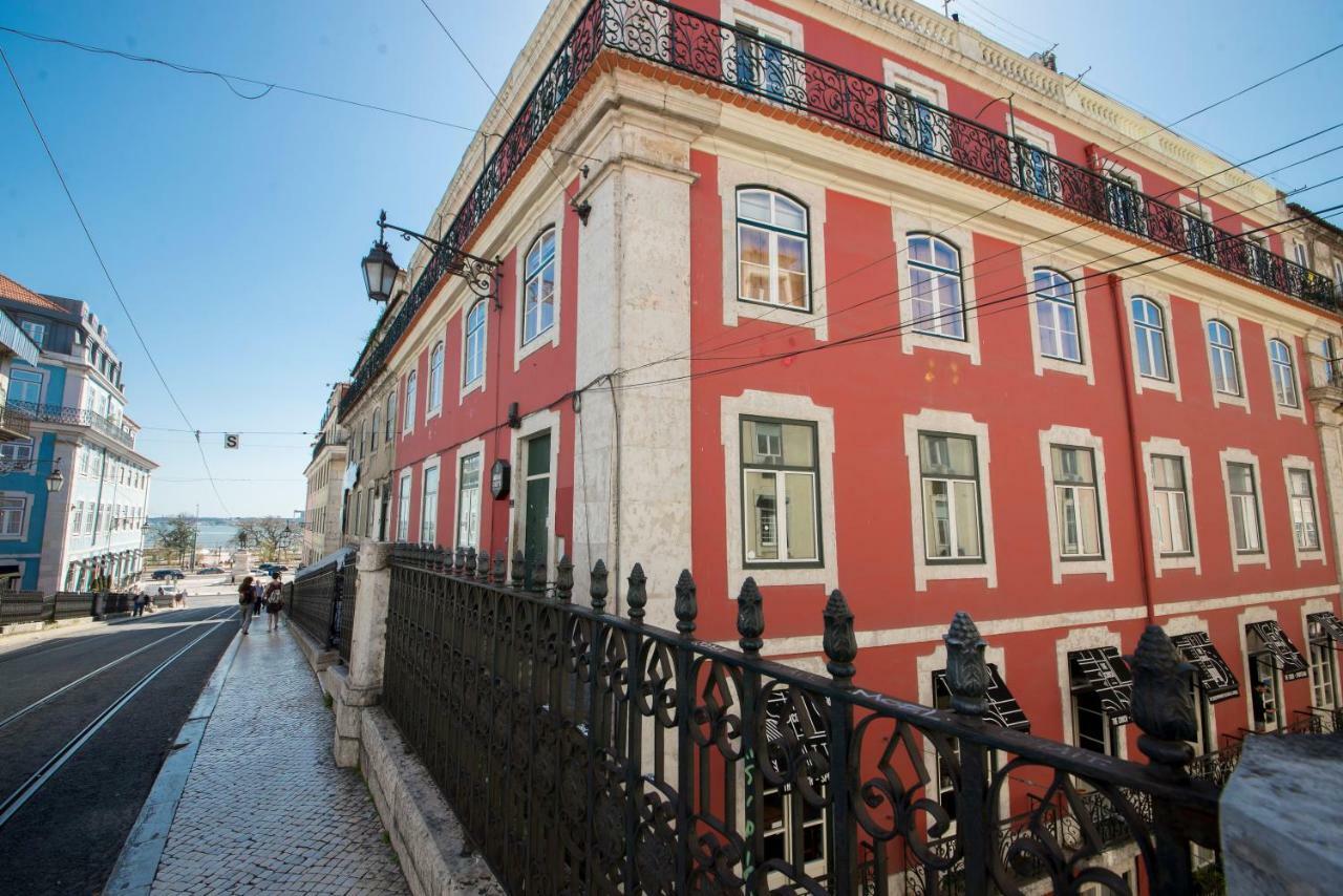 A Captivating Apartment Close To River Tagus In リスボン エクステリア 写真