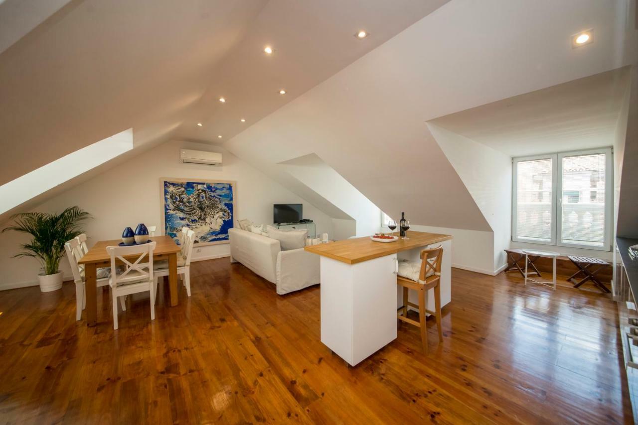 A Captivating Apartment Close To River Tagus In リスボン エクステリア 写真